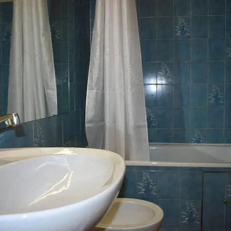 아파트 Location 2 Pieces Avec Balcon A Font-romeu - Fr-1-580-19 *
