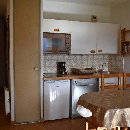 Lägenhet Location 2 Pieces Avec Balcon A Font-romeu - Fr-1-580-19 *