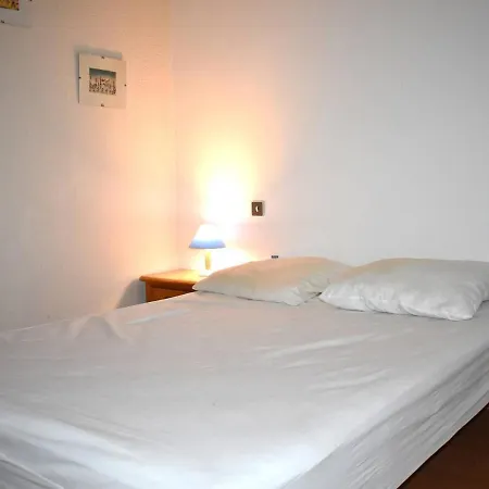 Apartment 2 Pieces Avec Balcon Et Parking A Font-romeu - Fr-1-580-19 Font-Romeu-Odeillo-Via