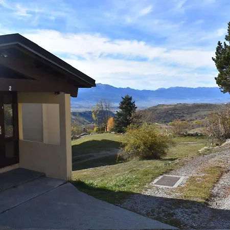 2 Pieces Avec Balcon Et Parking A Font-romeu - Fr-1-580-19 *